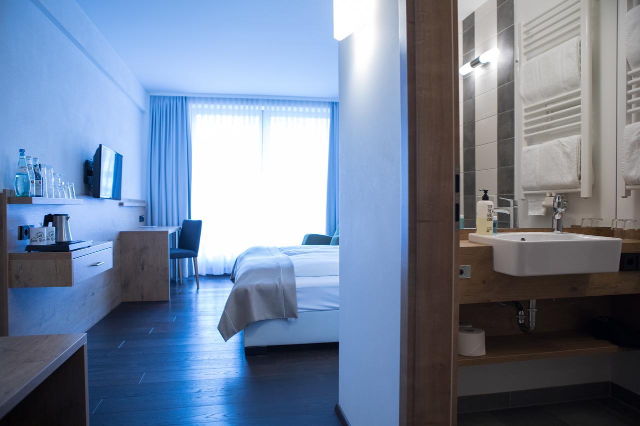 Hotel Zum Hirsch Wertingen Eksteriør bilde