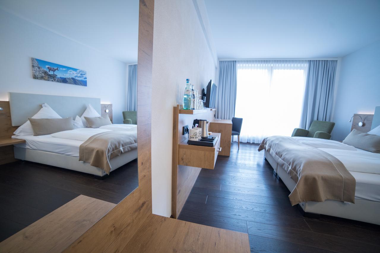 Hotel Zum Hirsch Wertingen Eksteriør bilde